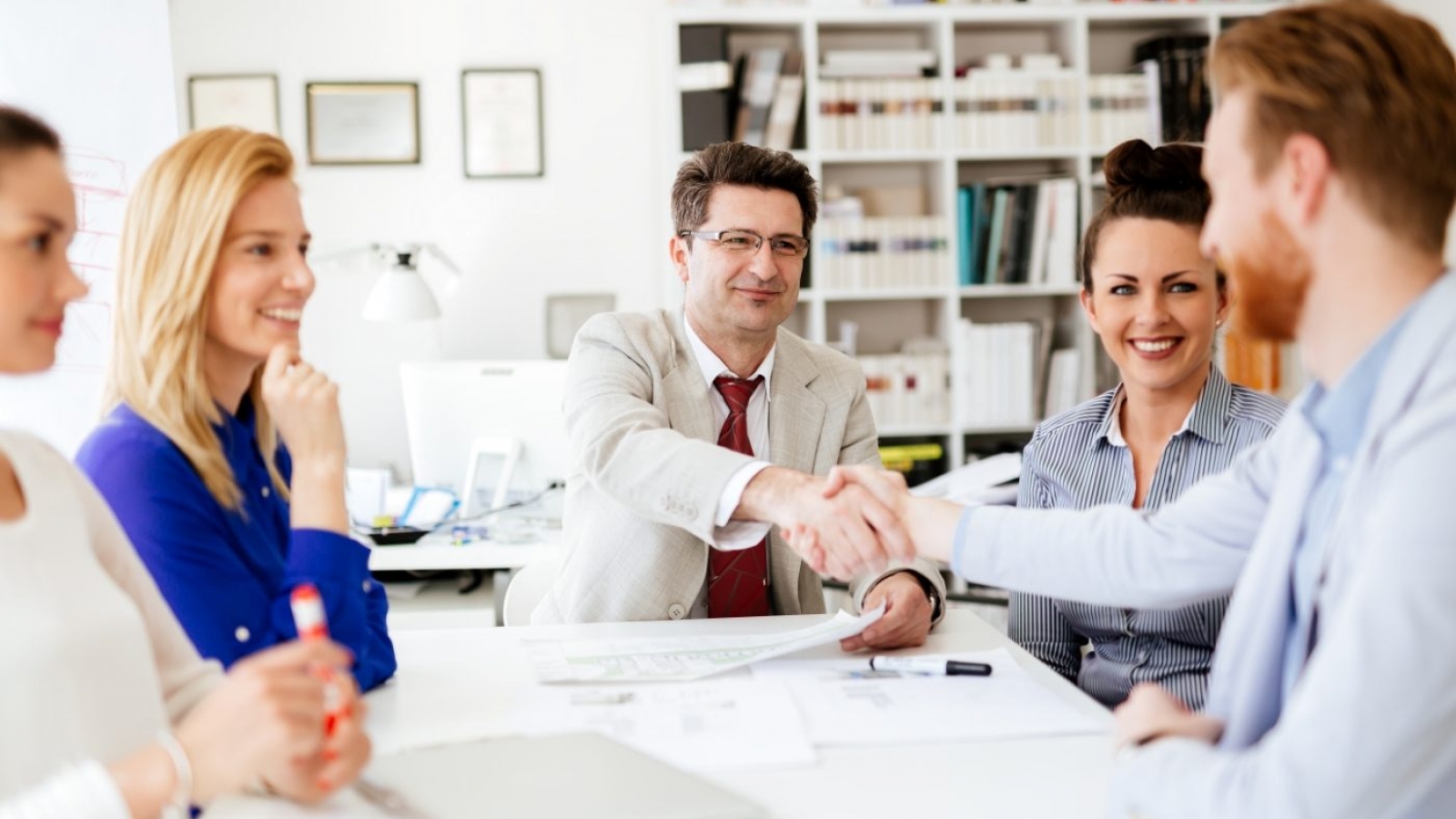 group-of-business-people-working-as-team-in-9HPC4DK-1